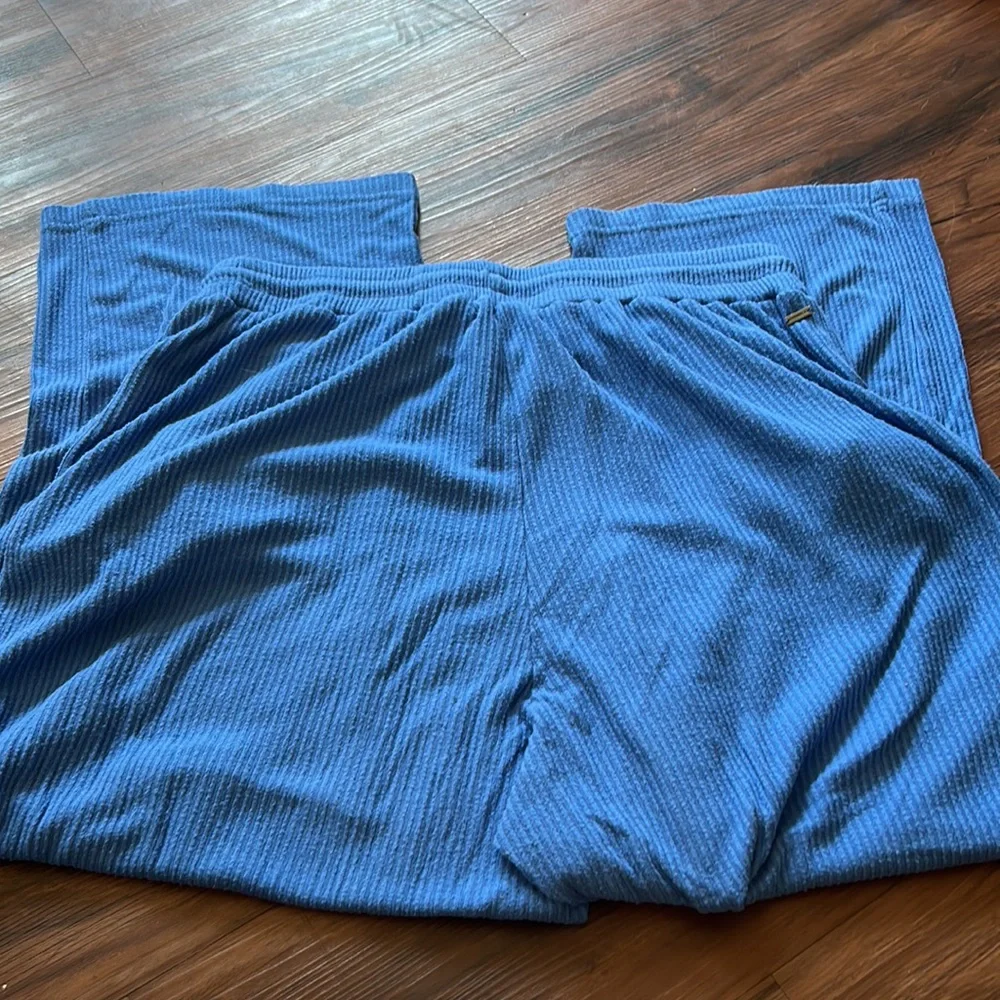 O’Neill blue loungewear set with hood and pockets - Picture 5 of 9